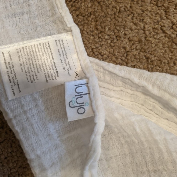 Baby's First year Muslin Memory Blanket - Picture 5 of 5